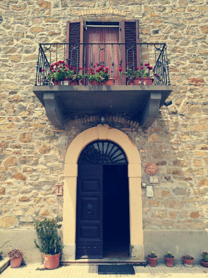 I Castagnini Appartement Montecatini Val di Cecina Buitenkant foto